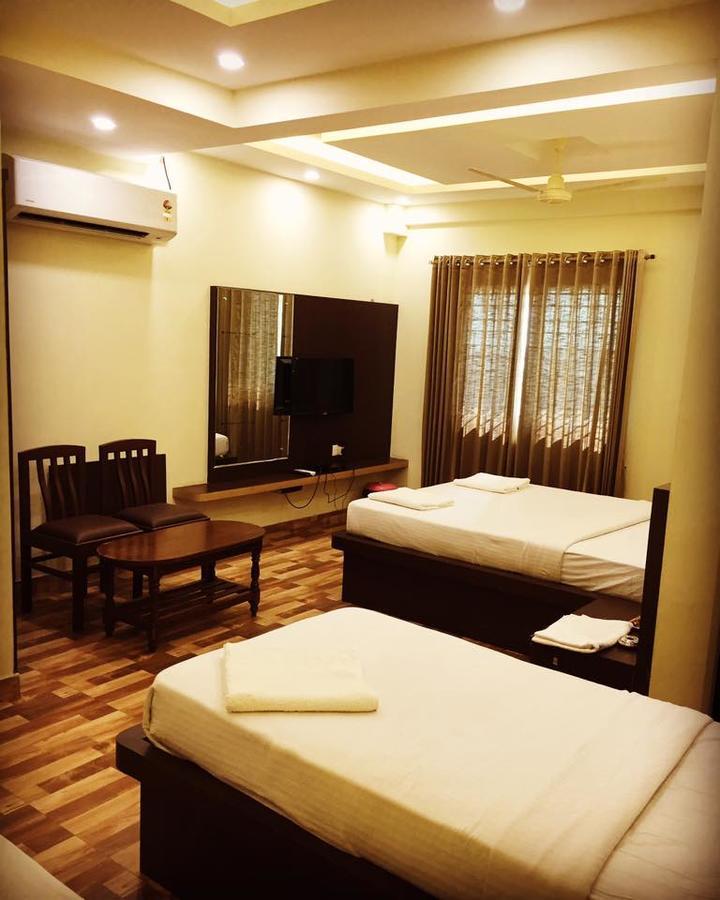Hotel Bombay Residency--Bombay Lucky Restaurant Mangalore Extérieur photo